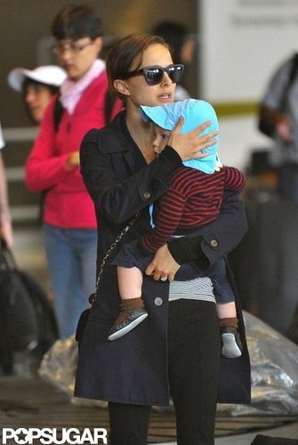 Natalie Portman held onto Aleph at the airport.
Natalie Portman held onto Aleph at the airport.
