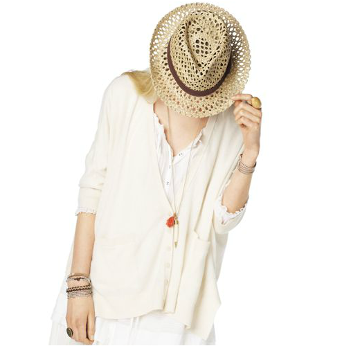 Let's just say we're mildly obsessed with this lightweight Summer cashmere cardigan — it's seriously soft and oversized but not something you'd drown in, and the dolman sleeves and tapered hem give it a slightly more tailored feel.
Club Monaco Claire Light Cashmere Cardigan ($199)
Let's just say we're mildly obsessed with this lightweight Summer cashmere cardigan — it's seriously soft and oversized but not something you'd drown in, and the dolman sleeves and tapered hem give it a slightly more tailored feel.
Club Monaco Claire Light Cashmere Cardigan ($199)