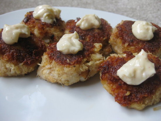 Maryland: Crab Cakes
