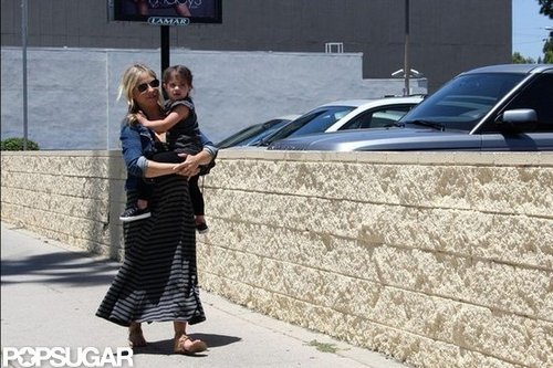 Sarah Michelle Gellar Has a Sweet Saturday With Charlotte Sarah Michelle Gellar Has a Sweet Saturday With Charlotte