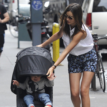 Miranda Kerr and Flynn Bloom Crying Pictures in NYC