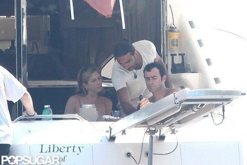 Jennifer Aniston Flaunts Bikini Body and Shows PDA With Shirtless Justin Jennifer Aniston Flaunts Bikini Body and Shows PDA With Shirtless Justin