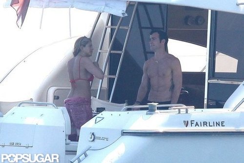 Jennifer Aniston Flaunts Bikini Body and Shows PDA With Shirtless Justin Jennifer Aniston Flaunts Bikini Body and Shows PDA With Shirtless Justin