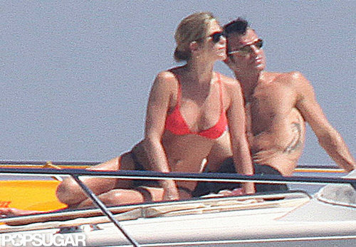 Jennifer Aniston Flaunts Bikini Body and Shows PDA With Shirtless Justin Jennifer Aniston Flaunts Bikini Body and Shows PDA With Shirtless Justin