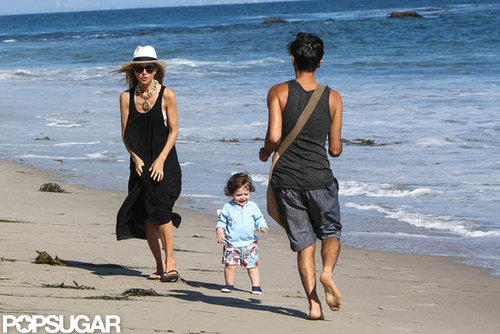 Rachel Zoe and Skyler Berman spent the day hanging out on the beach in Malibu together with a friend.
Rachel Zoe and Skyler Berman spent the day hanging out on the beach in Malibu together with a friend.