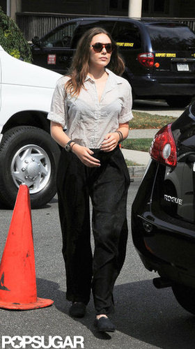 Elizabeth Olsen hit the set of Very Good Girls in NYC.
Elizabeth Olsen hit the set of Very Good Girls in NYC.