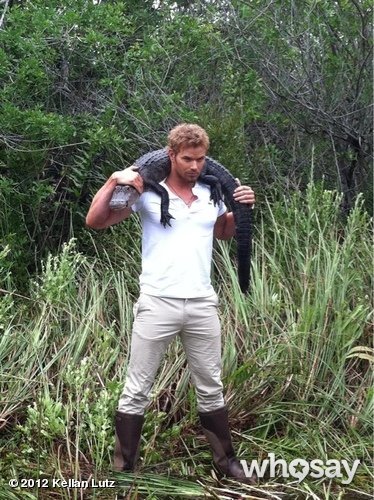 Kellan Lutz posed with an alligator to support the Everglades Foundation.
Source: Kellan Lutz on WhoSay
Kellan Lutz posed with an alligator to support the Everglades Foundation.
Source: Kellan Lutz on WhoSay