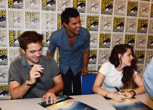 All the Stars at Comic-Con! All the Stars at Comic-Con!