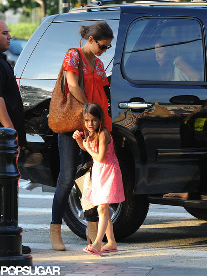 Katie Holmes brought Suri Cruise to a gymnastic class. Katie Holmes brought Suri Cruise to a gymnastic class.