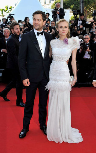 Diane knows how to execute a romantic evening look to perfection, this time in a white Nina Ricci number at the Killing Them Softly premiere in May 2012.
Diane knows how to execute a romantic evening look to perfection, this time in a white Nina Ricci number at the Killing Them Softly premiere in May 2012.