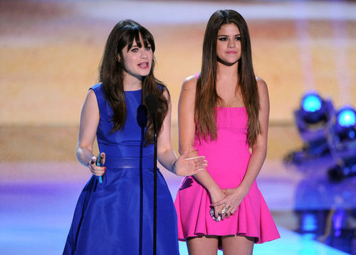 Robert, Kristen, and Selena's Birthday: Teen Choice Awards Highlights! Robert, Kristen, and Selena's Birthday: Teen Choice Awards Highlights!