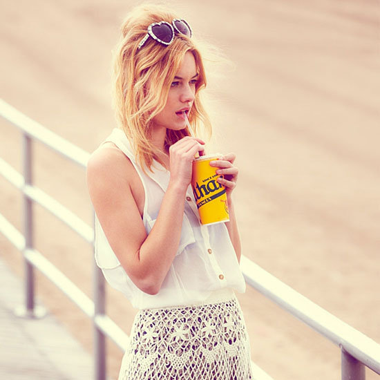 What to Wear When It's Hot Outside What to Wear When It's Hot Outside