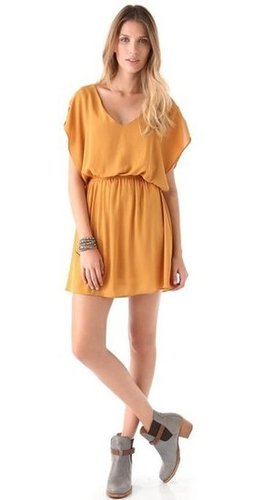 This one's better than your favorite t-shirt but just as easy to throw on.
Bb Dakota Ashton Keyhole Back Dress ($80)
This one's better than your favorite t-shirt but just as easy to throw on.
Bb Dakota Ashton Keyhole Back Dress ($80)