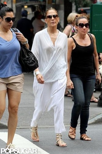 Jennifer Lopez took a walk through NYC.
Jennifer Lopez took a walk through NYC.