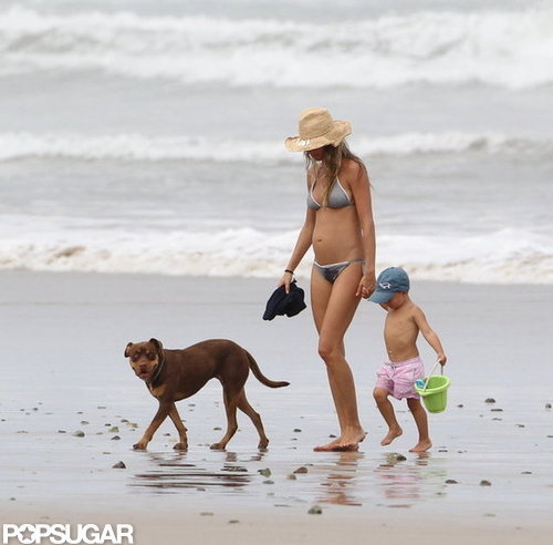 Pregnant Gisele Debuts Bump in a Bikini! Pregnant Gisele Debuts Bump in a Bikini!