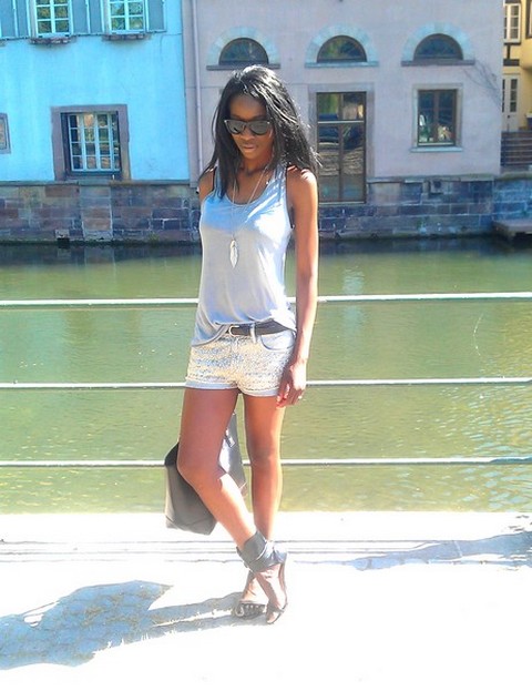 http://stylesbyassitan.blogspot.fr/2012/07/le-short-bling-bling.html