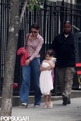 Katie Holmes and Suri Cruise wore matching pink.
Katie Holmes and Suri Cruise wore matching pink.