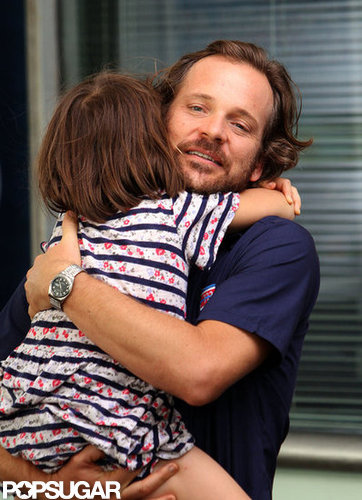 Ramona Sarsgaard wrapped her arms around dad Peter Sarsgaard on set in NYC.
Ramona Sarsgaard wrapped her arms around dad Peter Sarsgaard on set in NYC.
