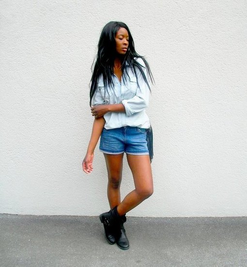 http://stylesbyassitan.blogspot.fr/2012/08/double-denim.html