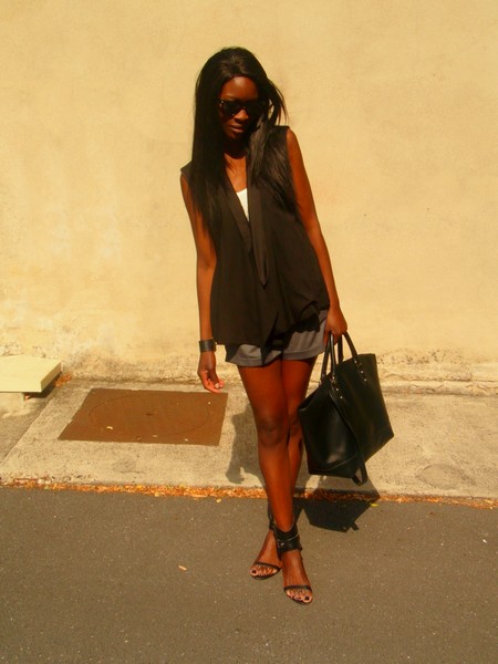 http://stylesbyassitan.blogspot.fr/2012/08/blazer-sans-manches-mac-gyver-ise-short.html