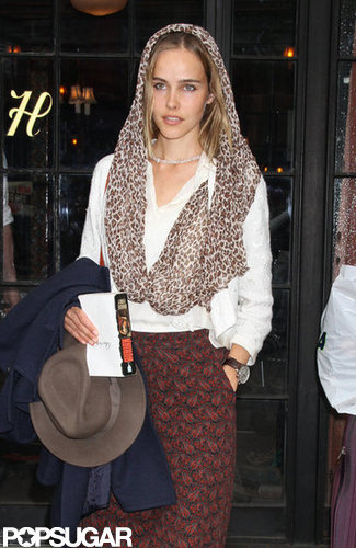 Isabel Lucas toted Aurian in NYC in May 2012.
Isabel Lucas toted Aurian in NYC in May 2012.