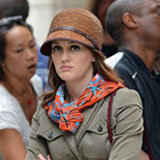 Gossip Girl Style: Leighton Meester's Cloche Hat and Riding Boots Gossip Girl Style: Leighton Meester's Cloche Hat and Riding Boots