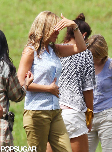 Jennifer Aniston Flashes Her Abs in a Bra on Set Jennifer Aniston Flashes Her Abs in a Bra on Set