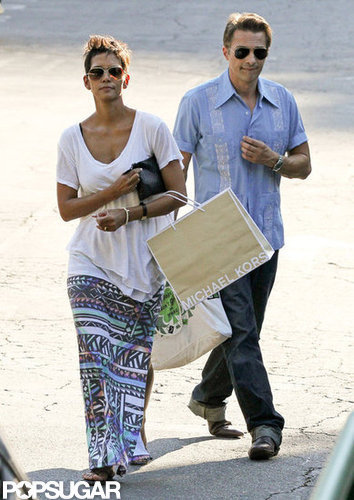 Halle Has a Postbirthday Shopping Date With Olivier Halle Has a Postbirthday Shopping Date With Olivier