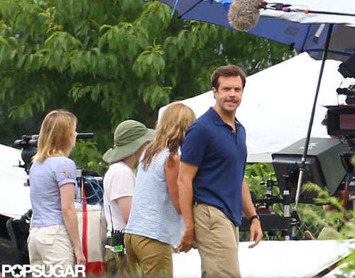 Jennifer Aniston Flashes Her Abs in a Bra on Set Jennifer Aniston Flashes Her Abs in a Bra on Set