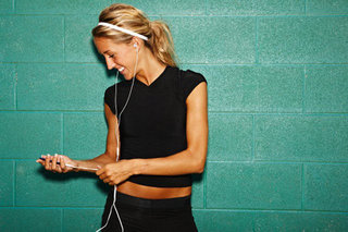 25-Minute Cardio Workout With Playlist