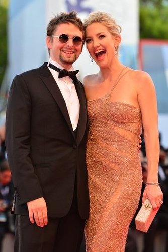 Kate Hudson Glows in Venice With Matthew by Her Side Kate Hudson Glows in Venice With Matthew by Her Side