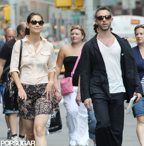 Katie Holmes was spotted in NYC with Jeremy Strong.
Katie Holmes was spotted in NYC with Jeremy Strong.