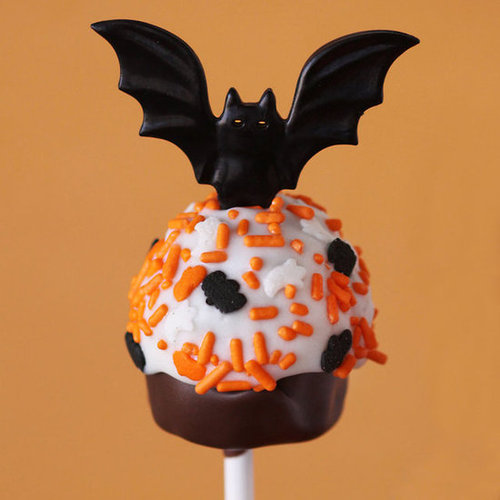 Bat-Topped Cupcake Pops Bat-Topped Cupcake Pops