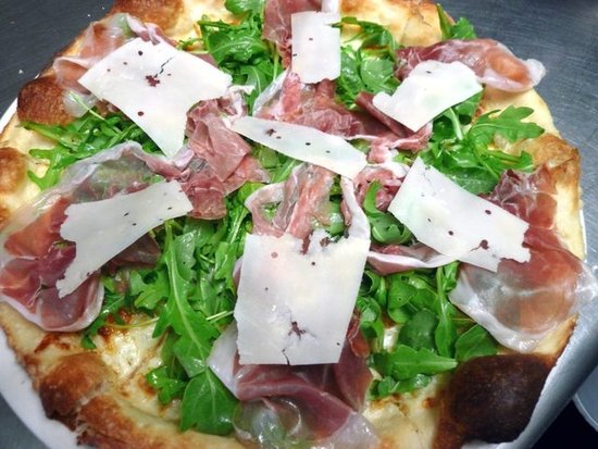 A1 Cucina Italiana in Beverly Hills - Arugula, Prosicutto and Parmigiano Pizza