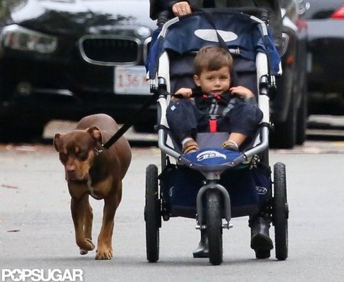 Gisele Bundchen Bumps Around Boston With Ben While Tom Hits the Field Gisele Bundchen Bumps Around Boston With Ben While Tom Hits the Field