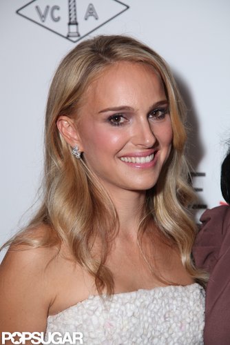 Natalie Portman debuted blond hair.
Natalie Portman debuted blond hair.