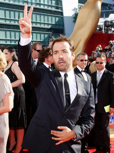 Jeremy Piven flashed a peace sign to fans upon his arrival in 2009.
Jeremy Piven flashed a peace sign to fans upon his arrival in 2009.
