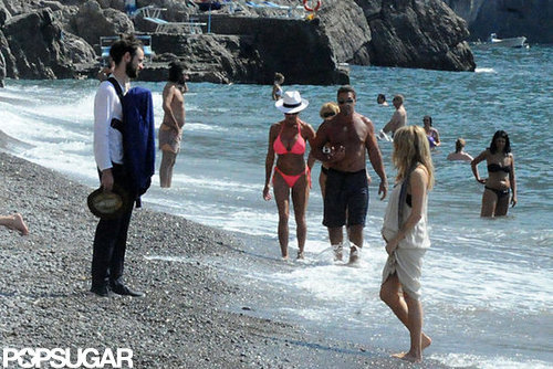 Sienna Miller and Tom Sturridge hit the beach in Positano with baby Marlowe.
Sienna Miller and Tom Sturridge hit the beach in Positano with baby Marlowe.