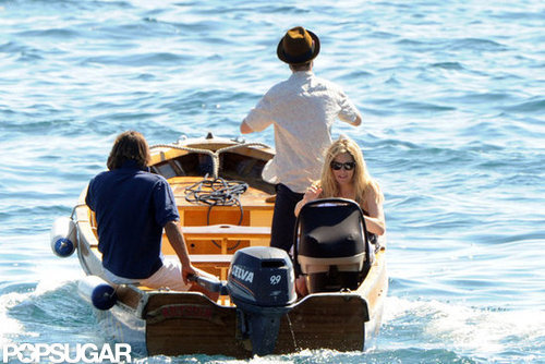 Tom Sturridge and Sienna Miller boarded a small boat in Positano.
Tom Sturridge and Sienna Miller boarded a small boat in Positano.