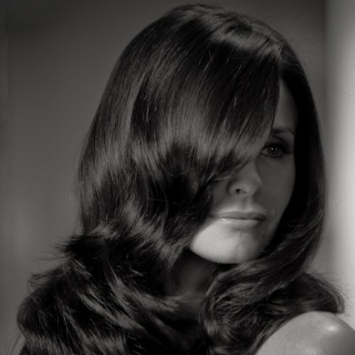 Courteney Cox Shares Beauty Advice