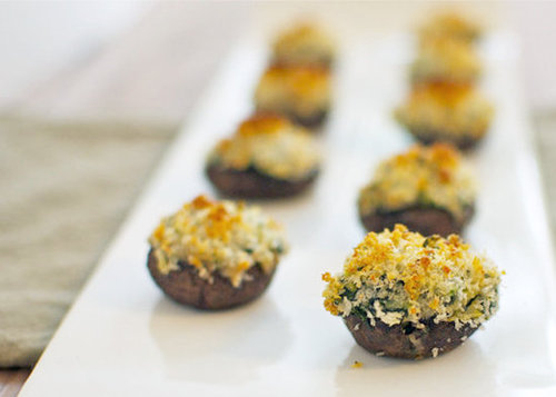 Mushrooms Stuffed With Artichoke and Spinach Dip Mushrooms Stuffed With Artichoke and Spinach Dip