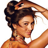 Nicole Scherzinger's "Honey Bun" Nicole Scherzinger's "Honey Bun"