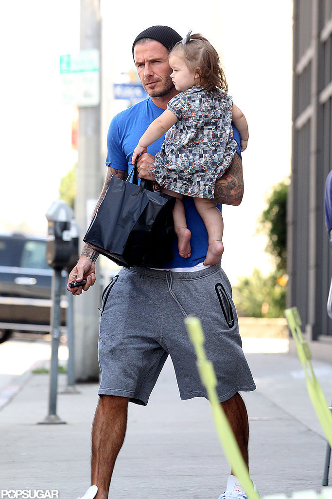 David Beckham carried Harper in LA. David Beckham carried Harper in LA.