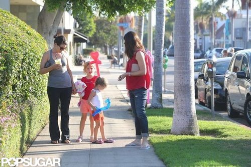 Jennifer Garner took her girls out for a day in LA.
Jennifer Garner took her girls out for a day in LA.