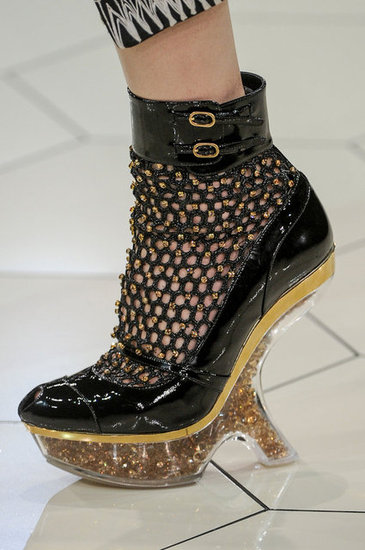 Alexander McQueen Spring 2013
