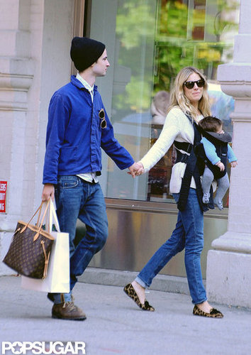 Sienna Miller and Tom Sturridge Spring Into Fall With Baby Marlowe Sienna Miller and Tom Sturridge Spring Into Fall With Baby Marlowe