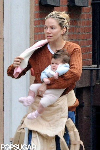 Sienna Miller took Marlowe to NYC.
Sienna Miller took Marlowe to NYC.