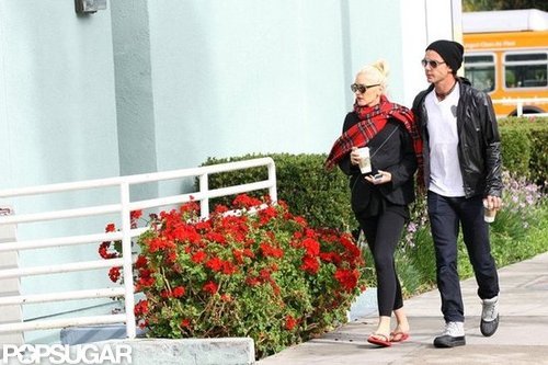 Gwen Stefani and Gavin Rossdale Get Their Caffeine Fix in LA Gwen Stefani and Gavin Rossdale Get Their Caffeine Fix in LA