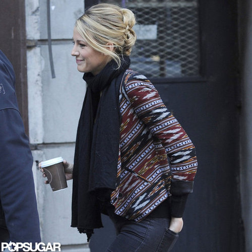 Blake Lively Flashes Her Diamond and Welcomes Taylor Momsen Back to Set Blake Lively Flashes Her Diamond and Welcomes Taylor Momsen Back to Set