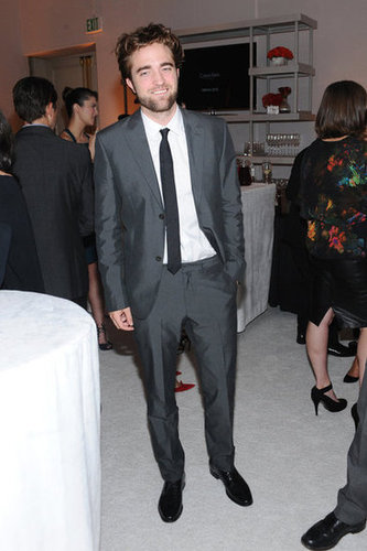 Robert Pattinson stepped out in LA for the Elle Women in Hollywood Awards.
Robert Pattinson stepped out in LA for the Elle Women in Hollywood Awards.